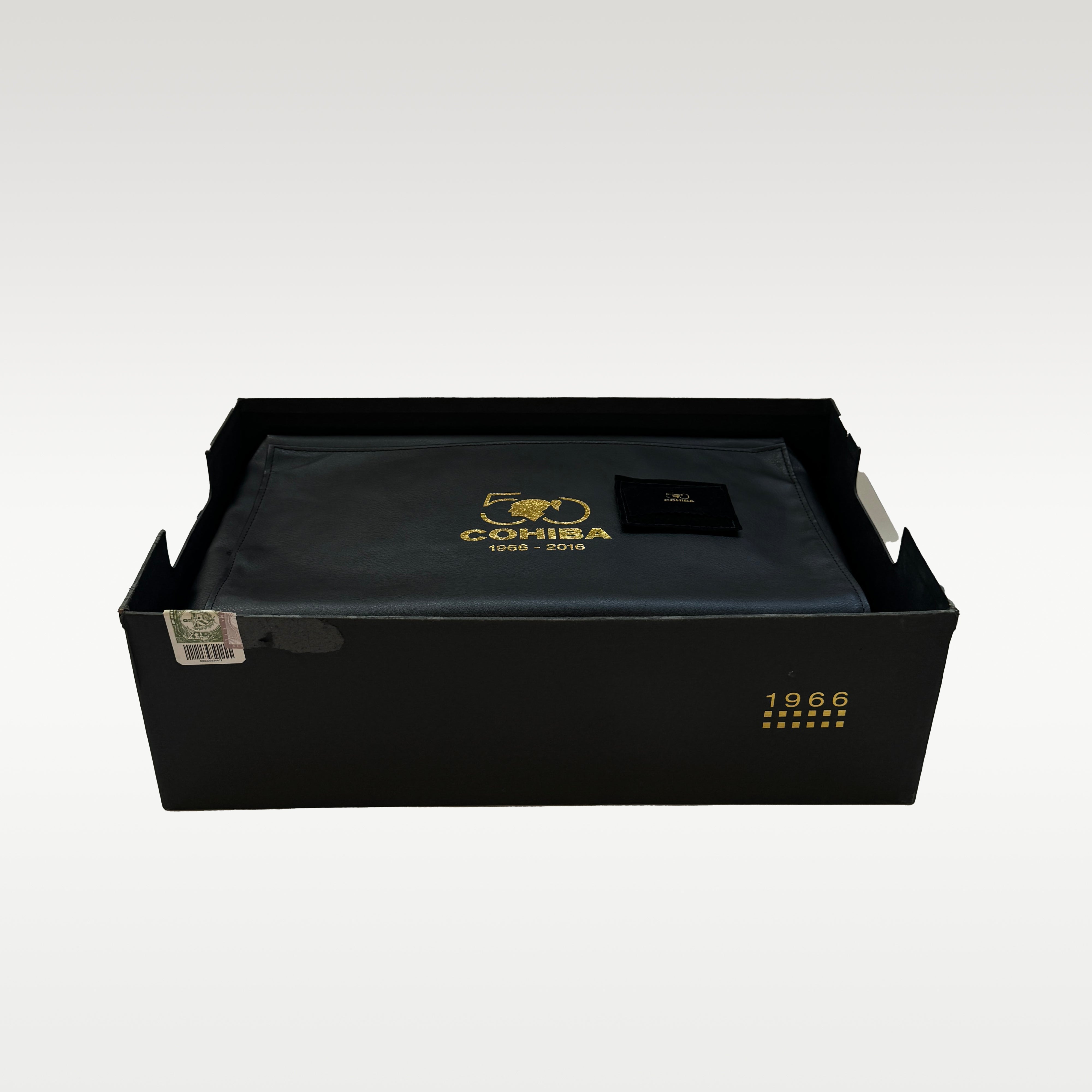 Cohiba Majestuosos 1966 - 50 Aniversario Humidor