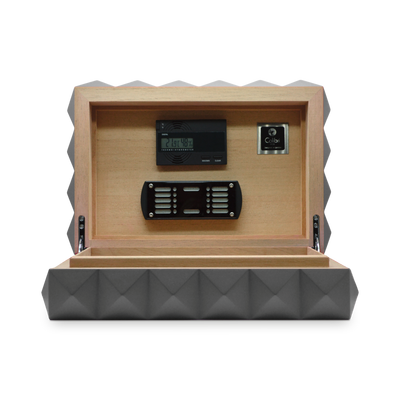 The Colibri Quasar Humidor in gunmetal (open)