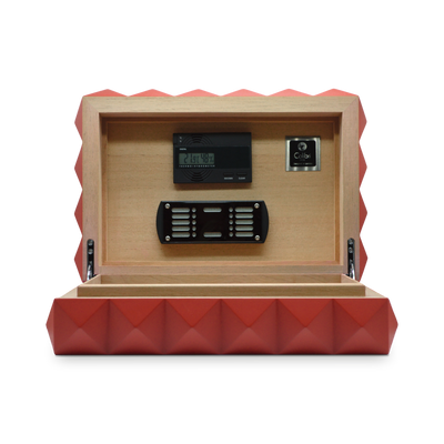 The Colibri Quasar Humidor in red (open)