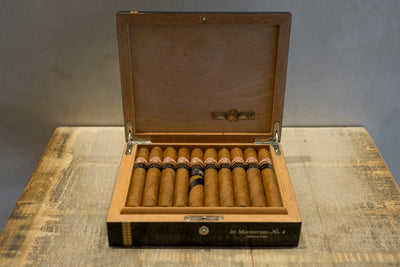 Montecristo No. 4 Cigar Reserva Cosecha 2002 for sale
