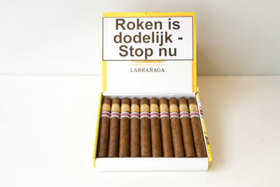 A box of Por Larrañaga Gran Robusto Cigars for sale online 