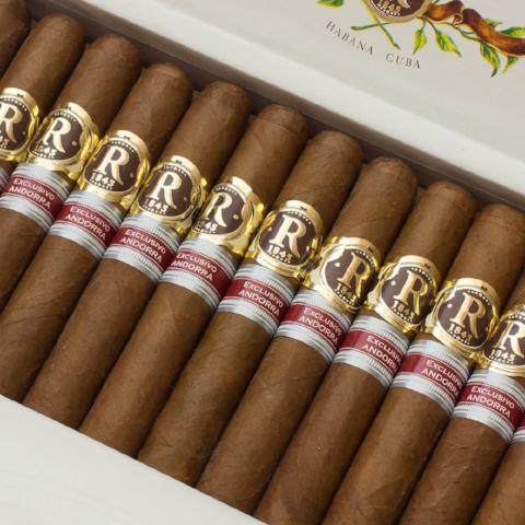 Vegas Robaina Short Robaina Cigar for sale - EGM Cigars