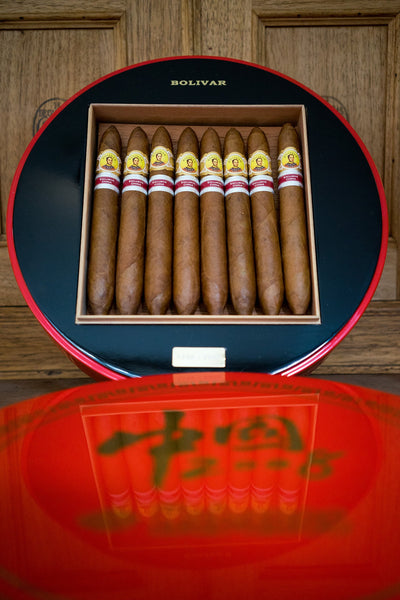 Image of the Bolivar Armonías Cigar (Ex. China 2008) for sale