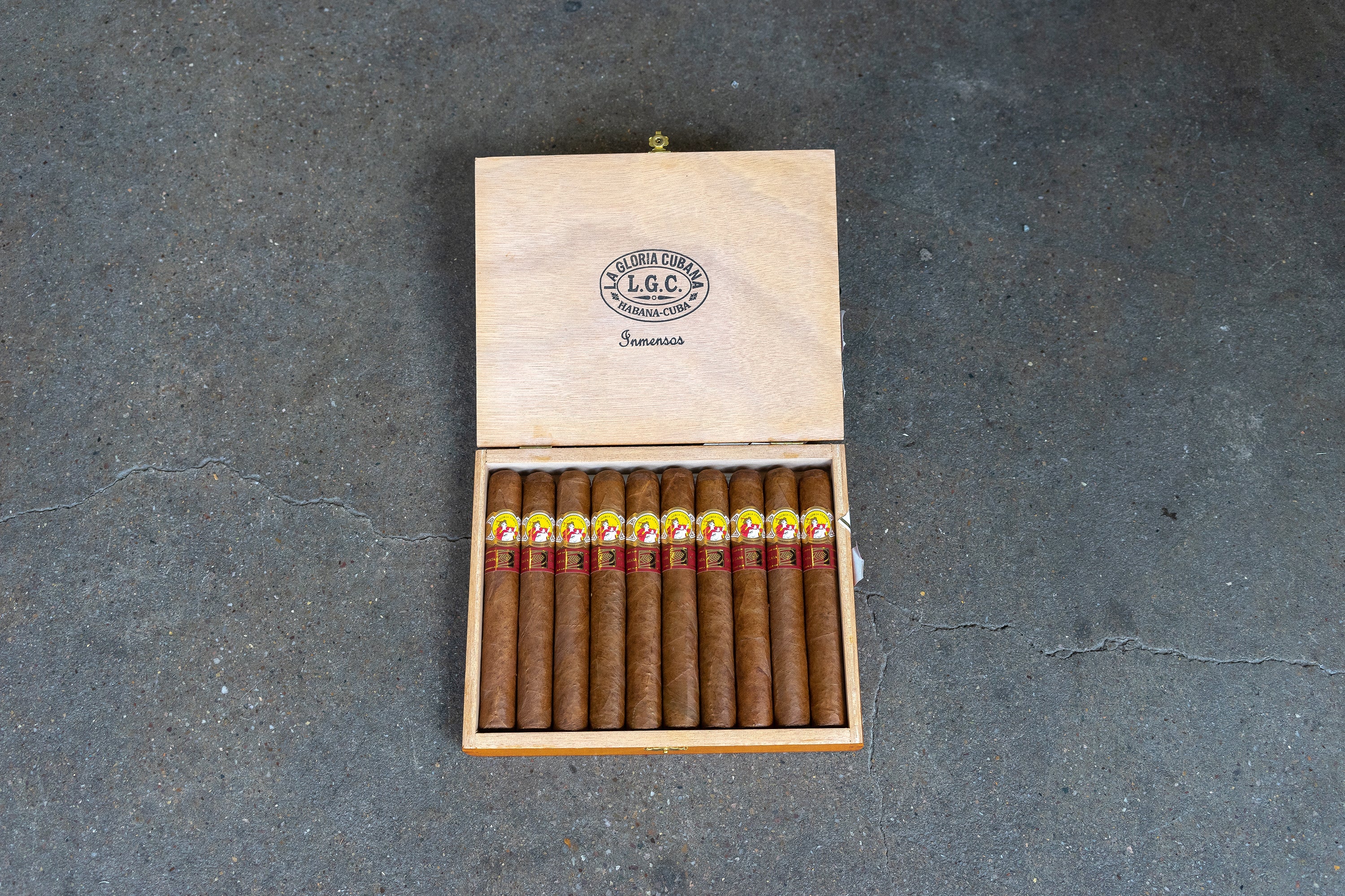 la gloria cubana inmensos cigar lcdh EGM Cigars