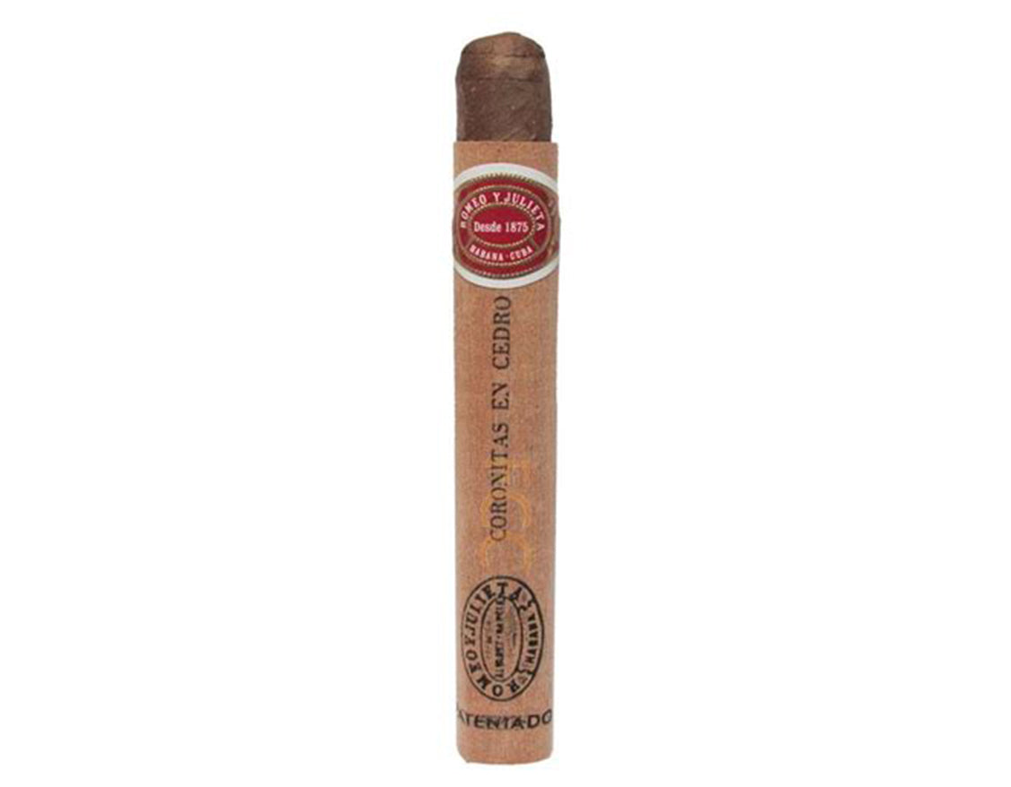 Romeo y Julieta Coronitas en Cedro Cigar
